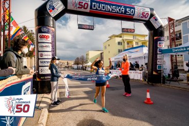 Dudinská päťdesiatka: Morvay (3:57:59) urobil na 50 km ďalší krok k OH, Tóth rozlúčku na 20 km ozdobil rekordom SR 1:22:14