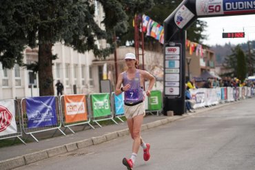 Dudinská päťdesiatka v chôdzi: Na 35 km svetový rekord Kanaďana Evana Dunfeeho (2:21:40), slovenský Dominika Černého (2:26:31) – prekonal výkon Mateja Tótha!