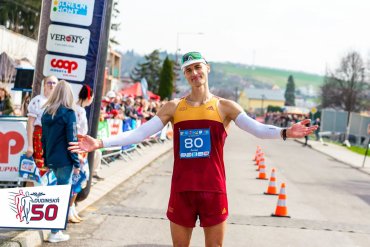 Na sobotnej Dudinskej päťdesiatke dvaja olympijskí víťazi, slovenský Chodec roka 2024 Dominik Černý tipuje, že by mohol padnúť aj svetový rekord